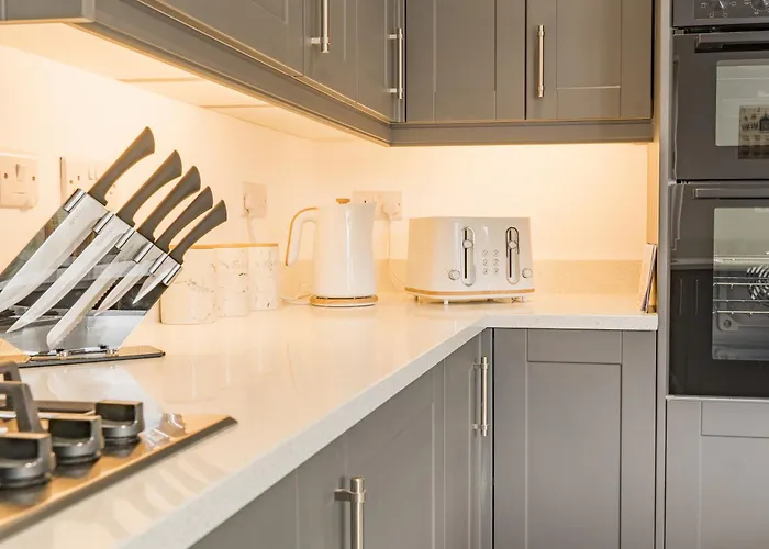 Beautifully Done 5 Bed Barn Conversion In Heswall - Sleeps Up To 10