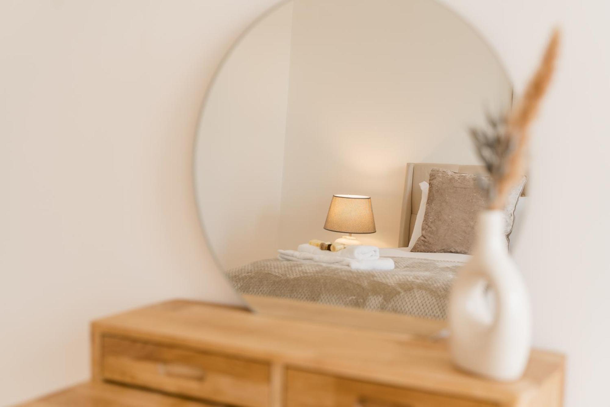 Beautifully Done 5 Bed Barn Conversion In - Sleeps Up To 10 Holiday home *